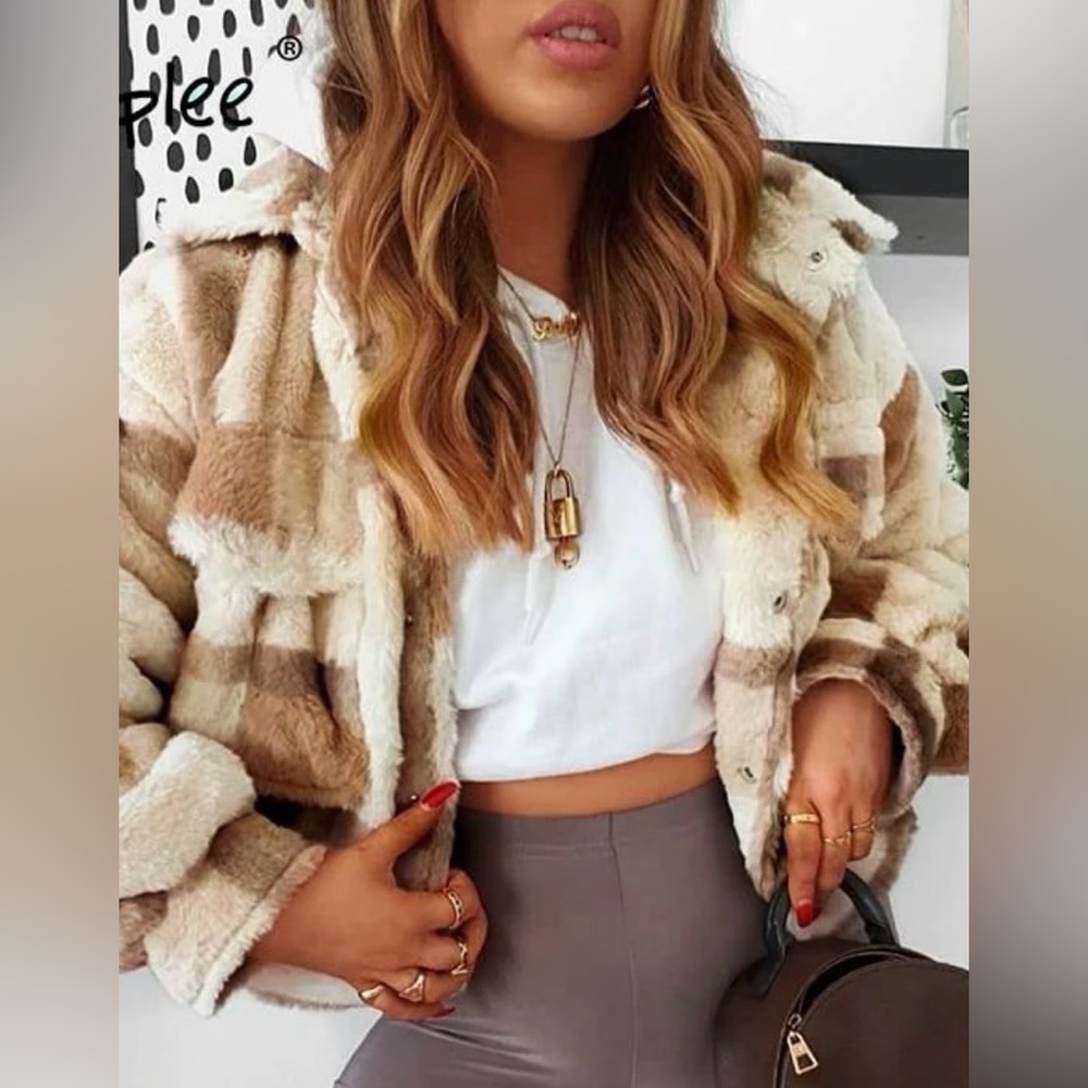 NWT ASHLEY 26 Plaid Sherpa/Teddy Cropped Jacket Cozy Neutral~S/X-Large❤️